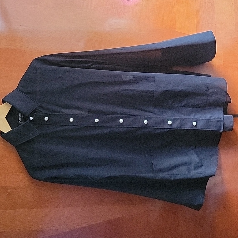 CHANEL  Shirt/Tunic With Pearl &strass Interlocking CC Logo Buttons